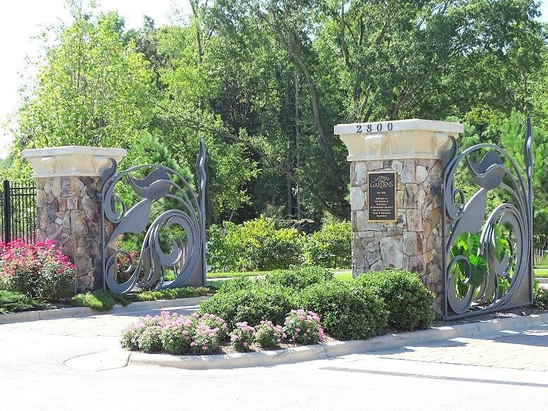 Gateway Gardens景点图片