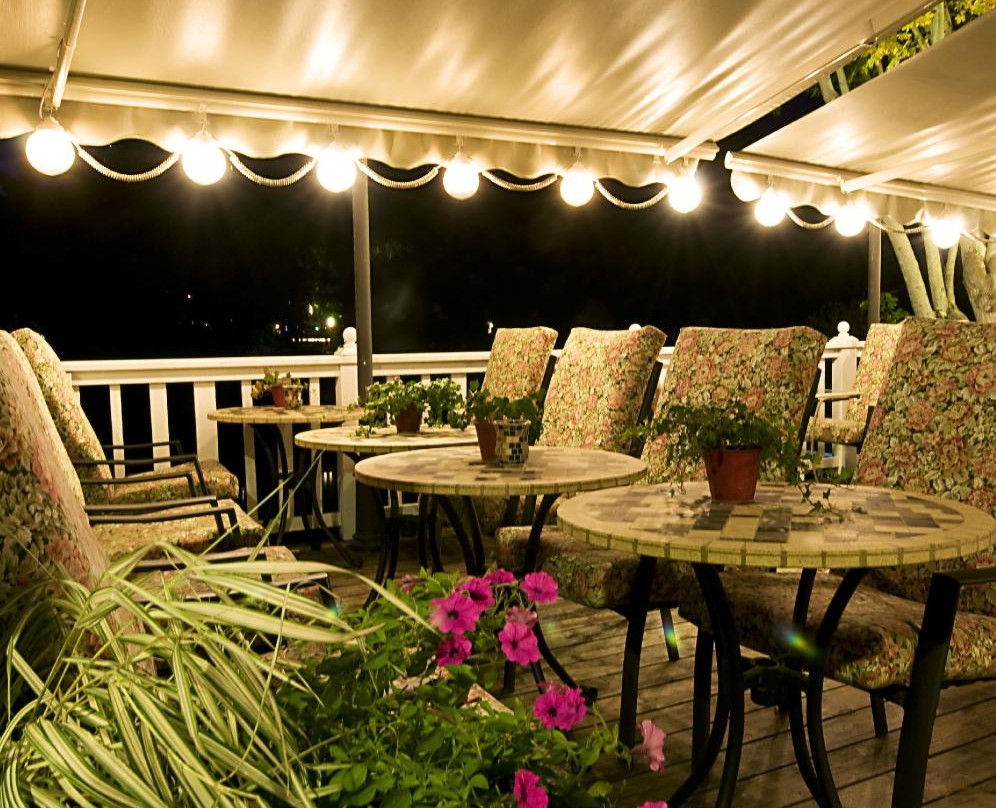 Village Inn & Restaurant主图