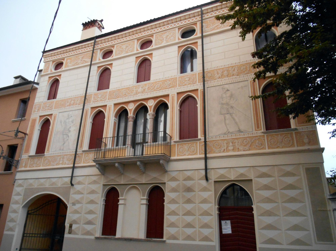 Palazzo dei canarini景点图片