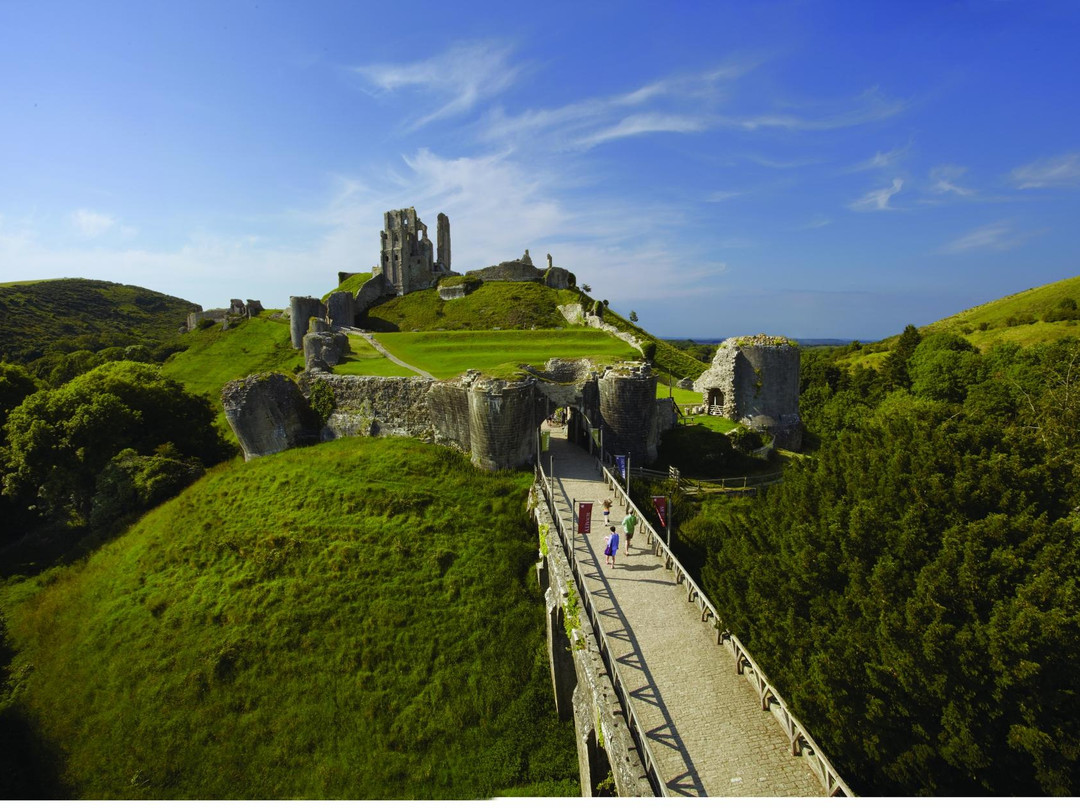 Corfe Castle景点图片