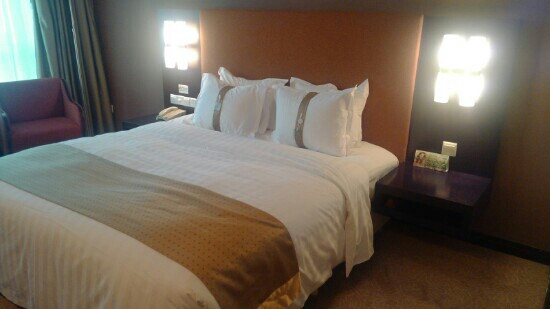 夏威夷国际商务酒店主图