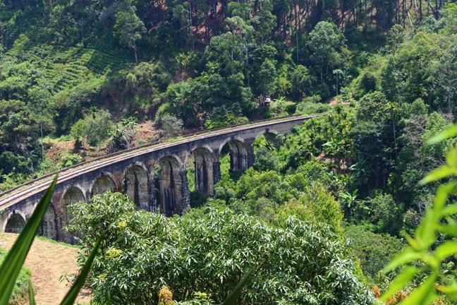 德摩达拉九孔桥-埃勒必去景点