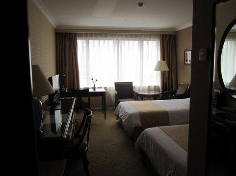 上海花园饭店主图