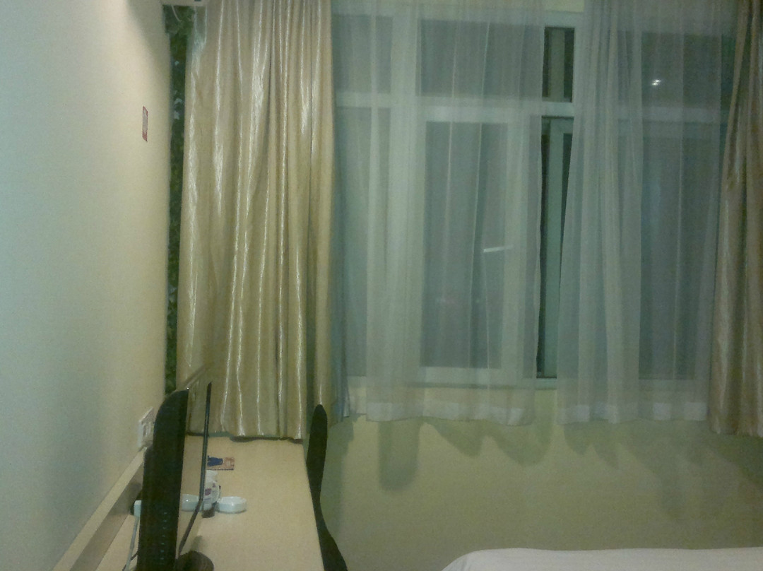 汉庭重庆南坪万达酒店主图