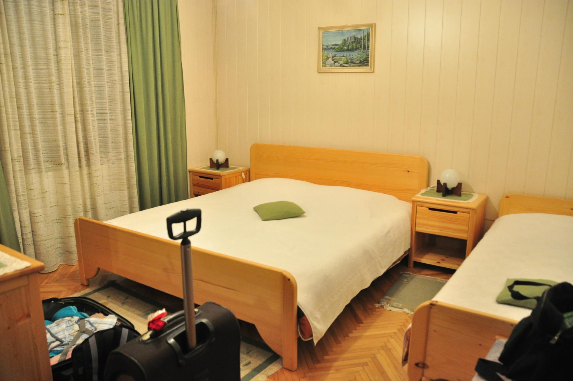 Apartment Grmek-客卧