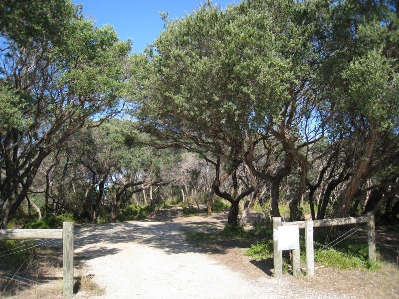 Gippsland Lakes Coastal Park-Loch Sport必去景点