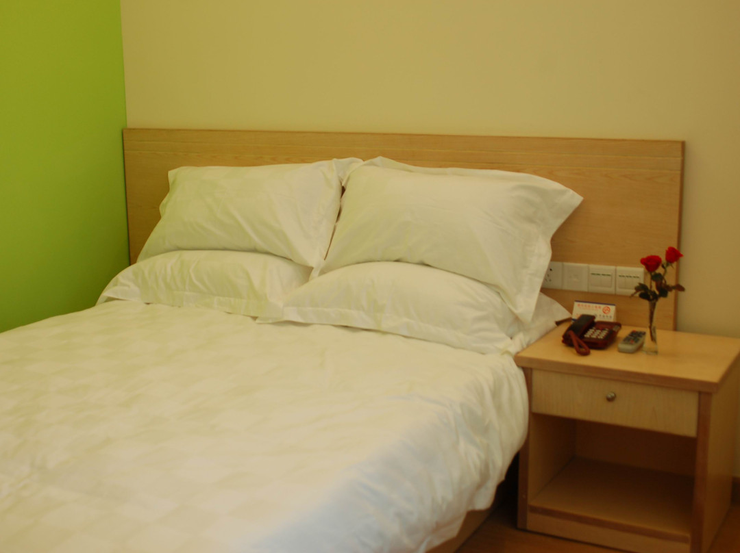 郫县方圆四季酒店犀浦店主图