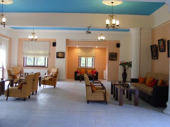 Lambouri Winery-帕拉翠斯必去景点