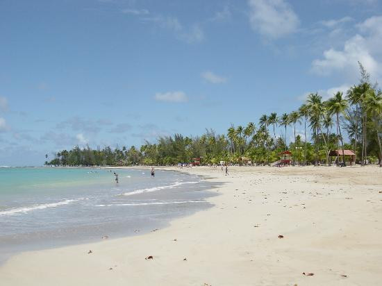 卢科依罗海滩-Luquillo必去景点