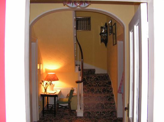 Newton of Budgate主图