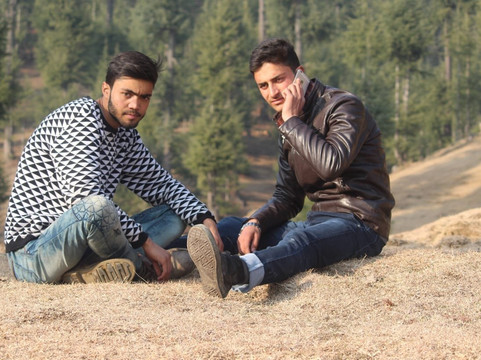 Hotel shahenshah and resturant main chowk kupwara