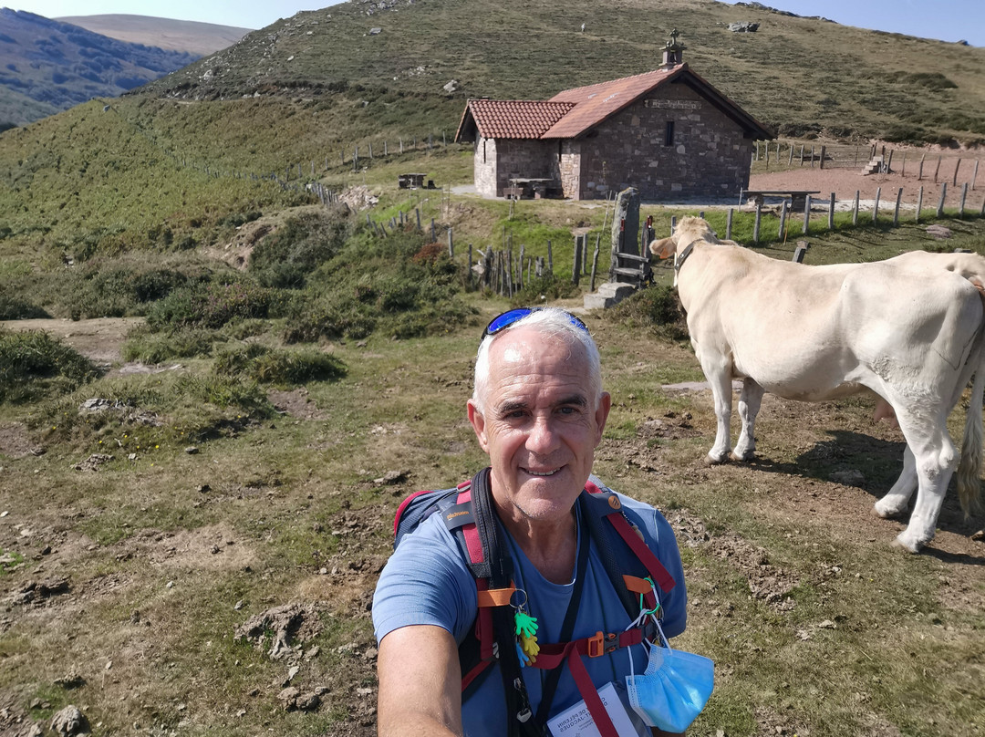 Ermita Refugio De Santiago En Belate.-Almandoz必去景点