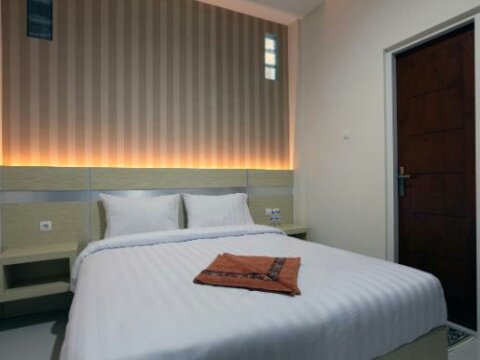 SaraS Hotel Tuban-官方