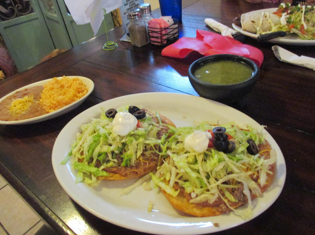 Lingle餐馆和美食-La Familia Prado