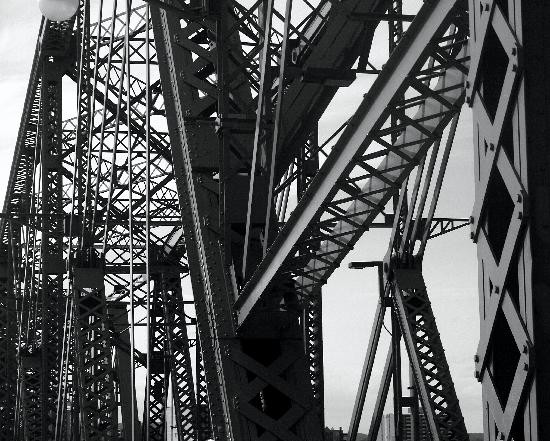 Alexandra Bridge-渥太华必去景点