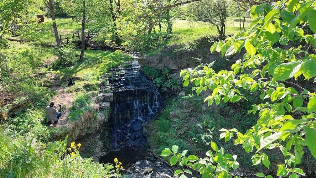 Langevoja Waterfall-Vaivara必去景点