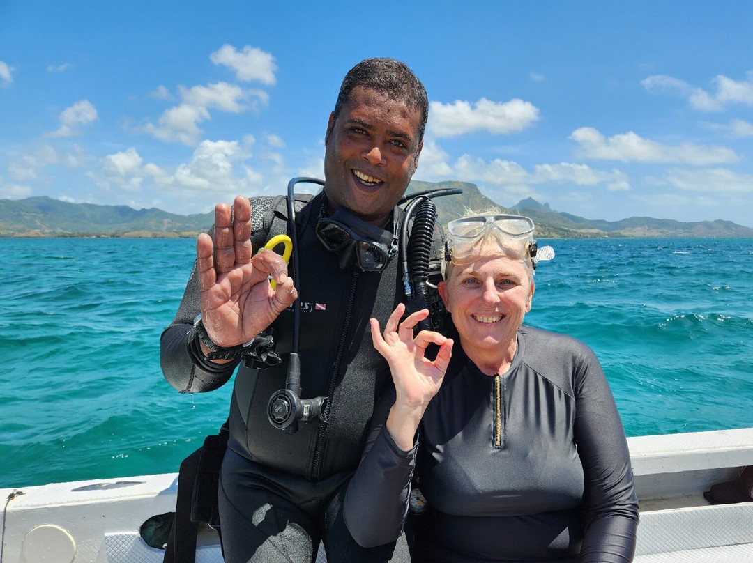 Blue Bay Divers Diving Centre-蓝湾必去景点