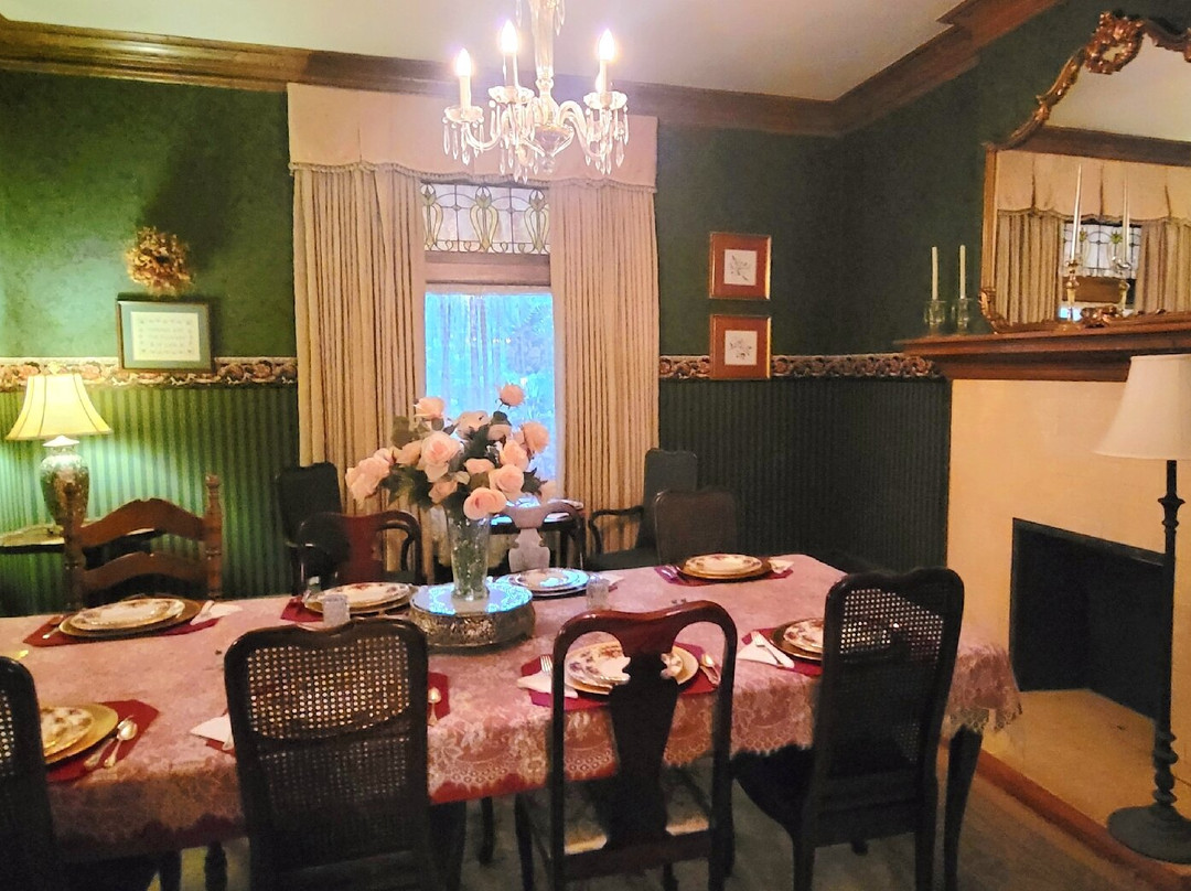 Brass Pineapple Inn主图