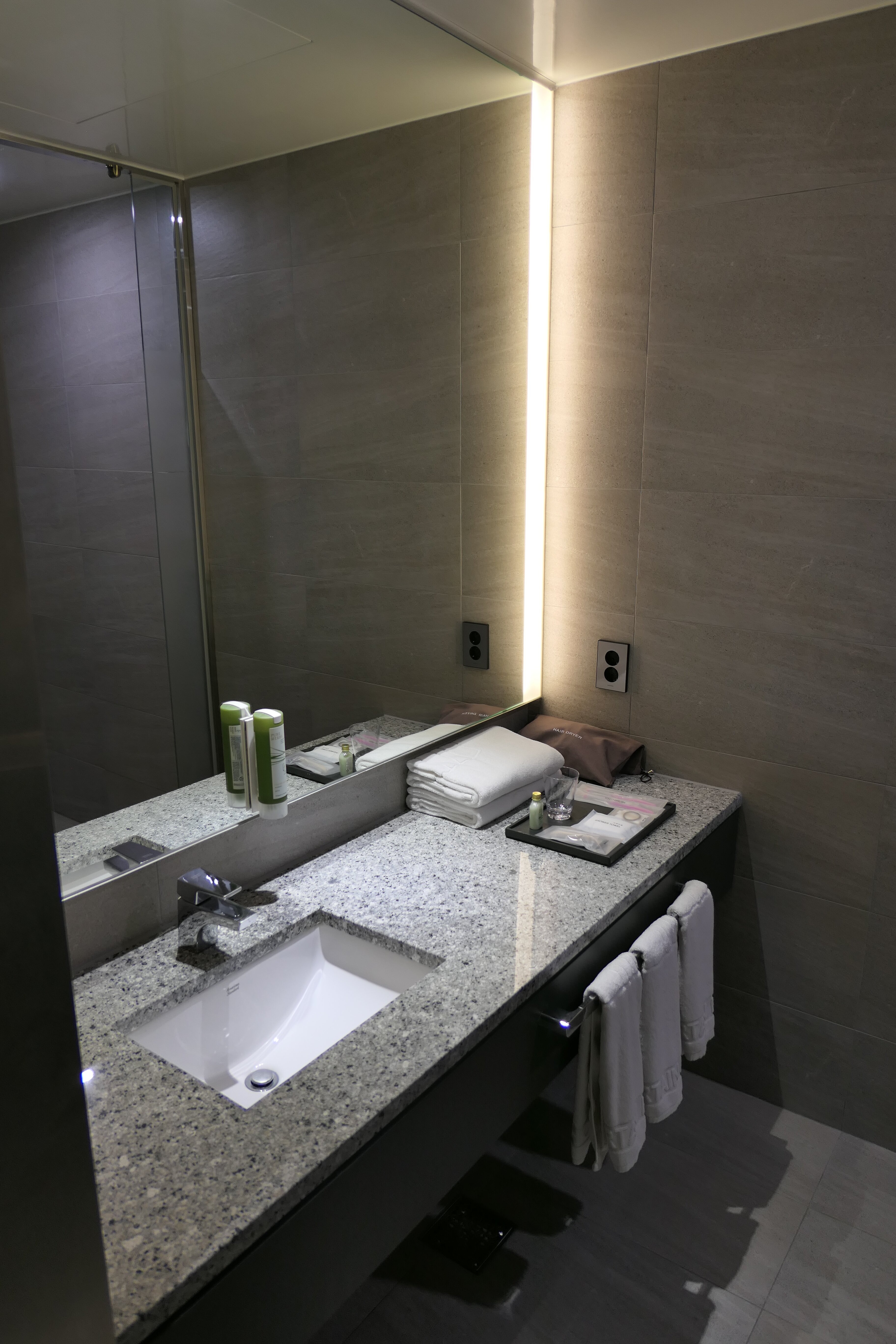 Rivertain Hotel - Gyeongju-浴室