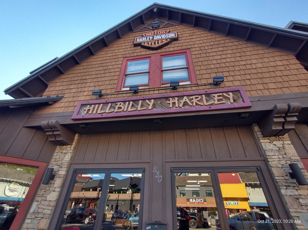 Hillbilly Harley-Davidson-盖林柏格必去景点