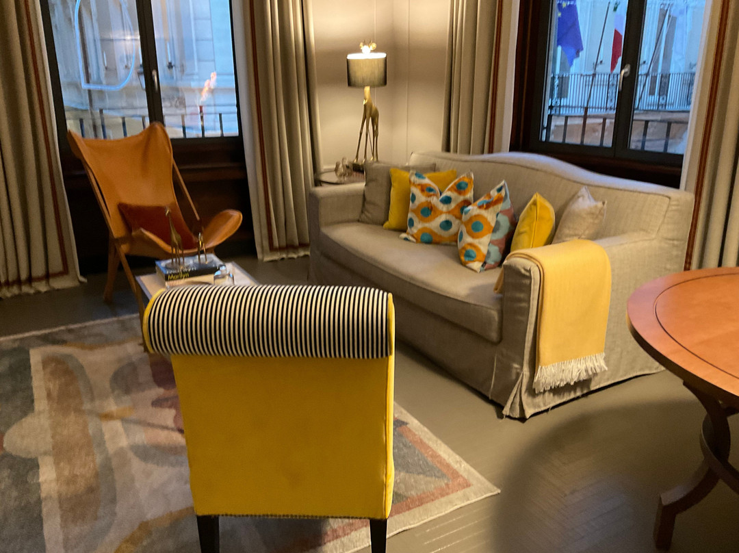 Singer Palace Hotel Roma主图
