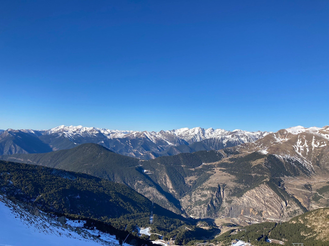 格兰德瓦利拉滑雪场-莱斯埃斯卡迪斯必去景点