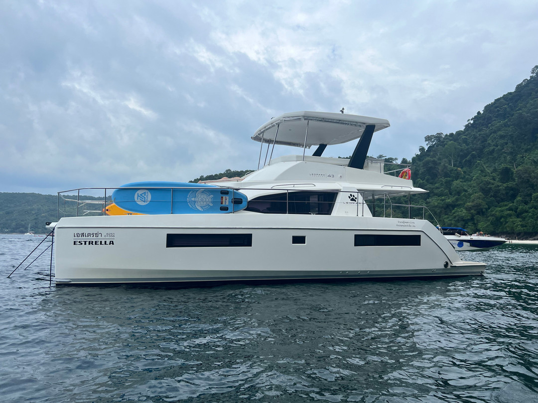 Charter Dock A-莆缴必去景点