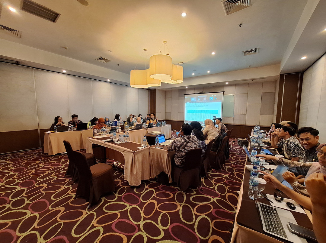 Hotel Santika Premiere Kota Harapan Indah主图