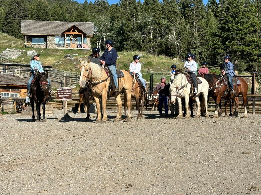 Hell's A-Roarin' Outfitters-加德纳必去景点