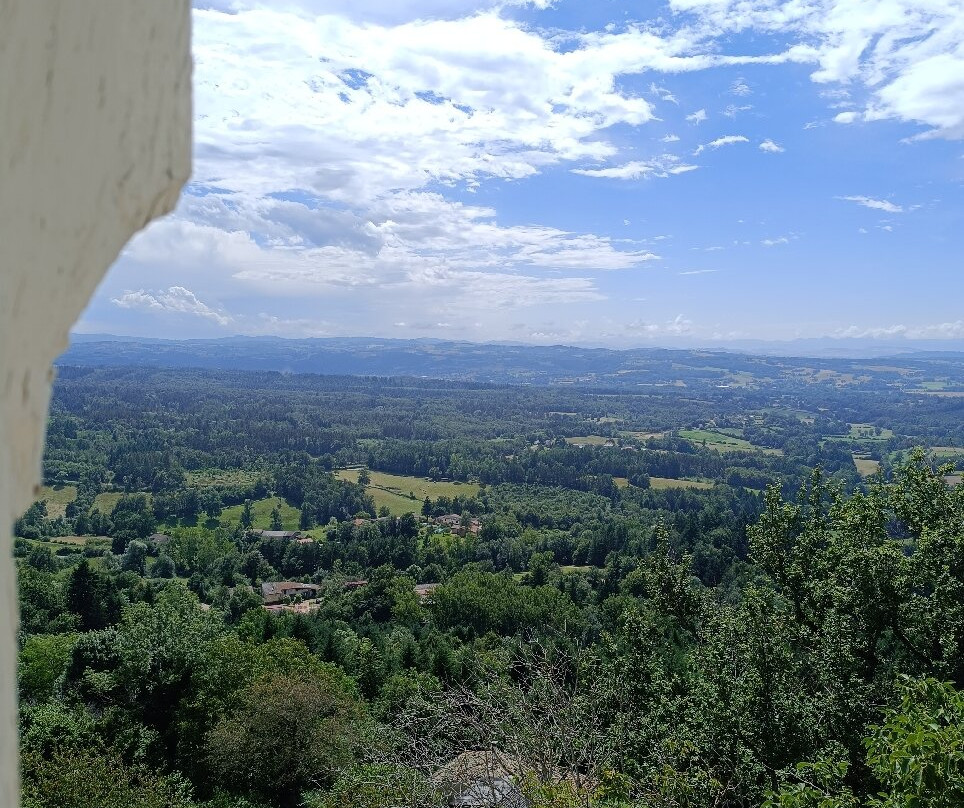 Château De Vollore主图