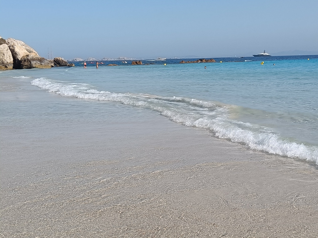 Plage du Grand Sperone景点图片