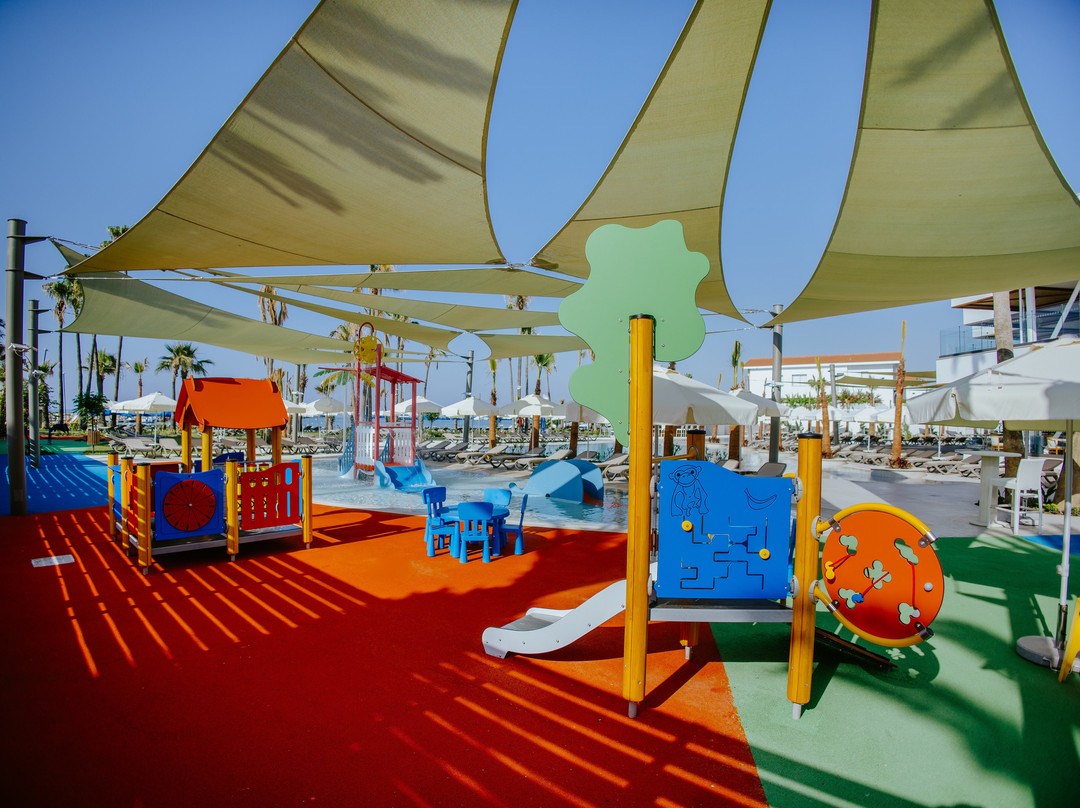 Lordos Beach Hotel & Spa主图