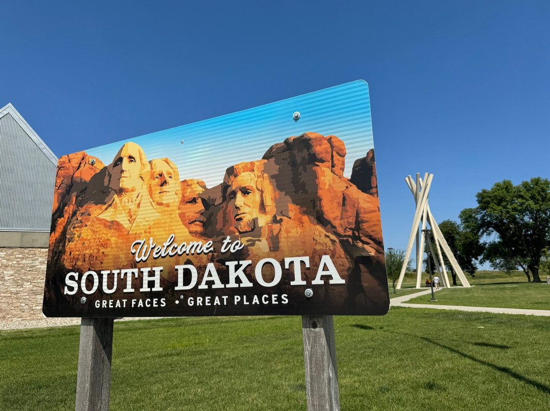 Vermillion Welcome Center-Burbank必去景点