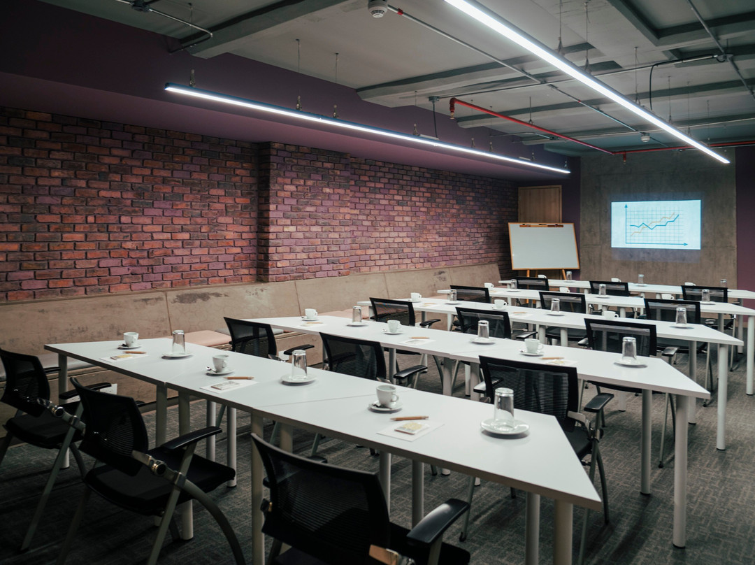 UMA Suites Chía主图