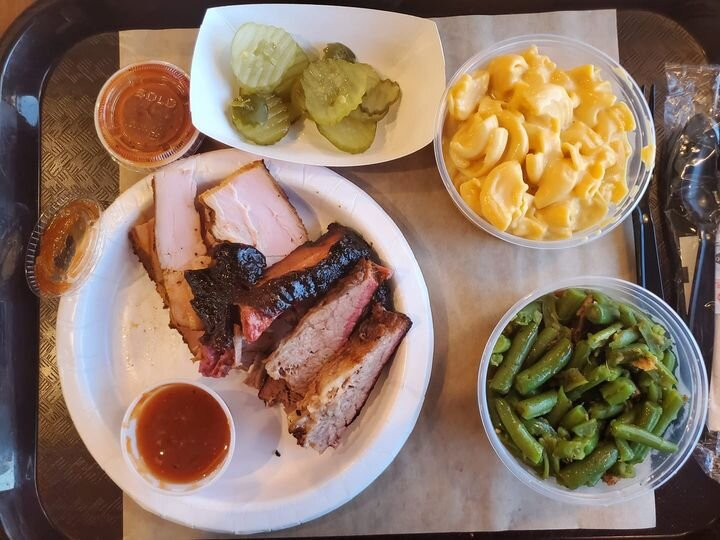 恩尼斯餐馆和美食-Bubba's Bbq And Steakouse