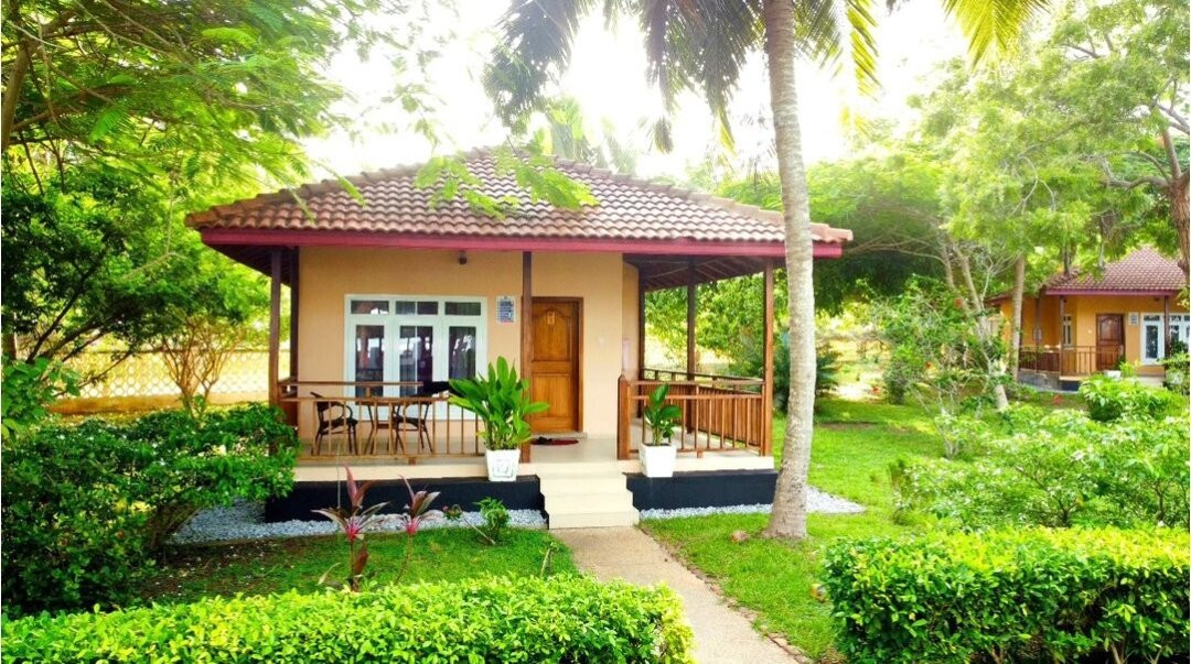 Charlestina Beach Resort主图