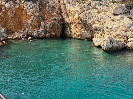 Falcon Boat Trip-卡尔坎必去景点
