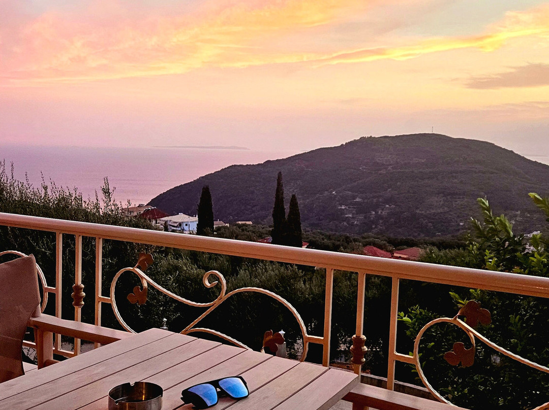 Vito's Parga View Apartments主图