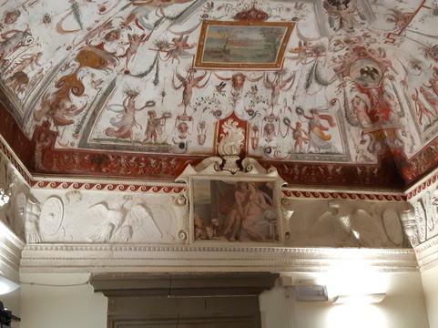 Poli Centro Storico-Poli必去景点