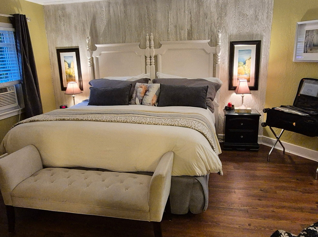 The Woodview Inn主图