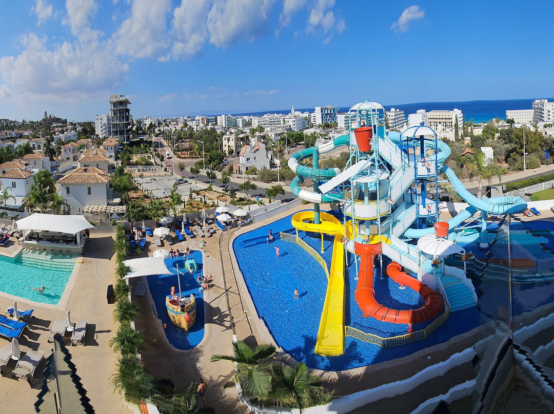 Sunrise Oasis Hotel & Waterpark主图