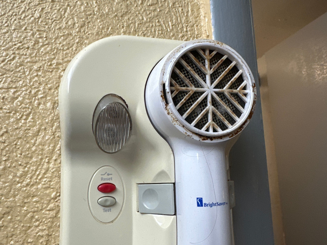 Days Inn by Wyndham Durham/Near Duke University主图