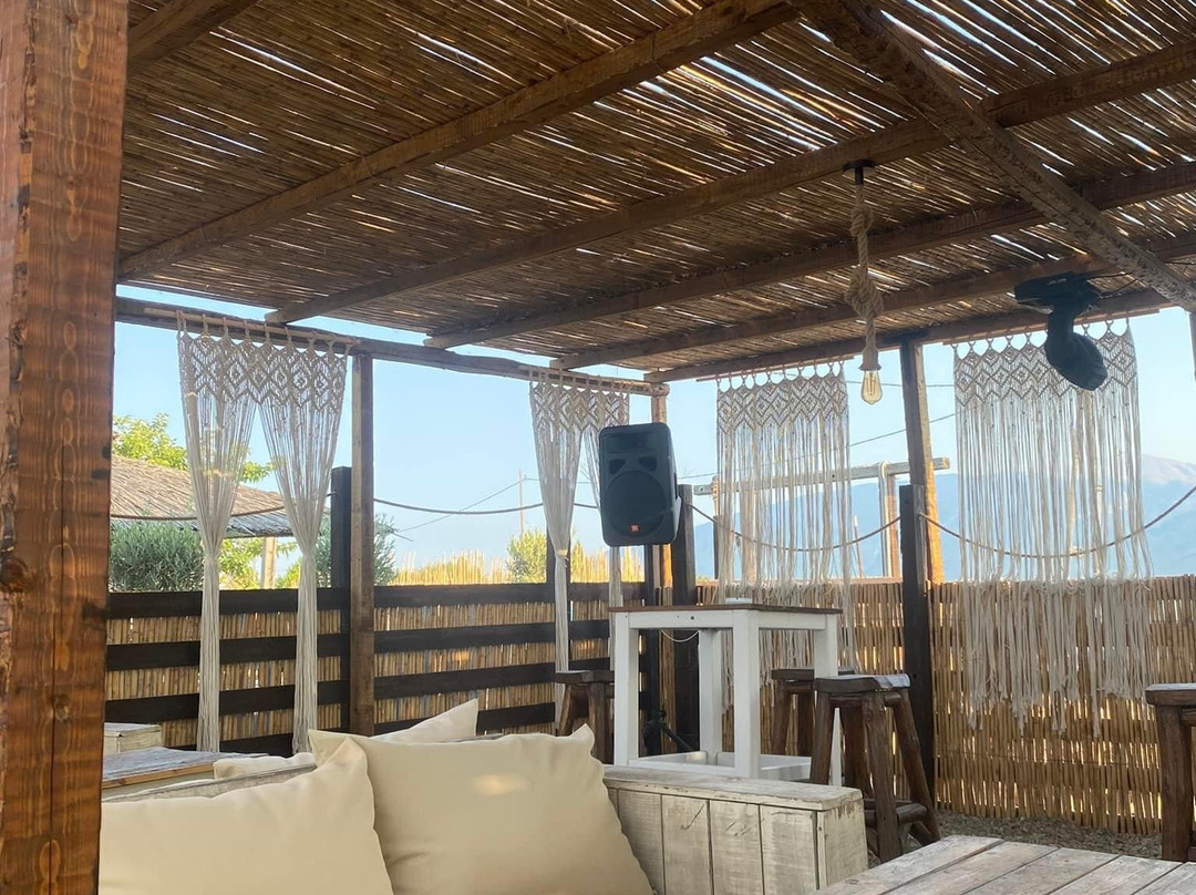 Ammolofoi Beach Bar And Food