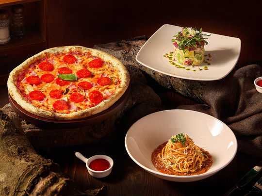 Retro Pizza & Steak Ocean Park 1