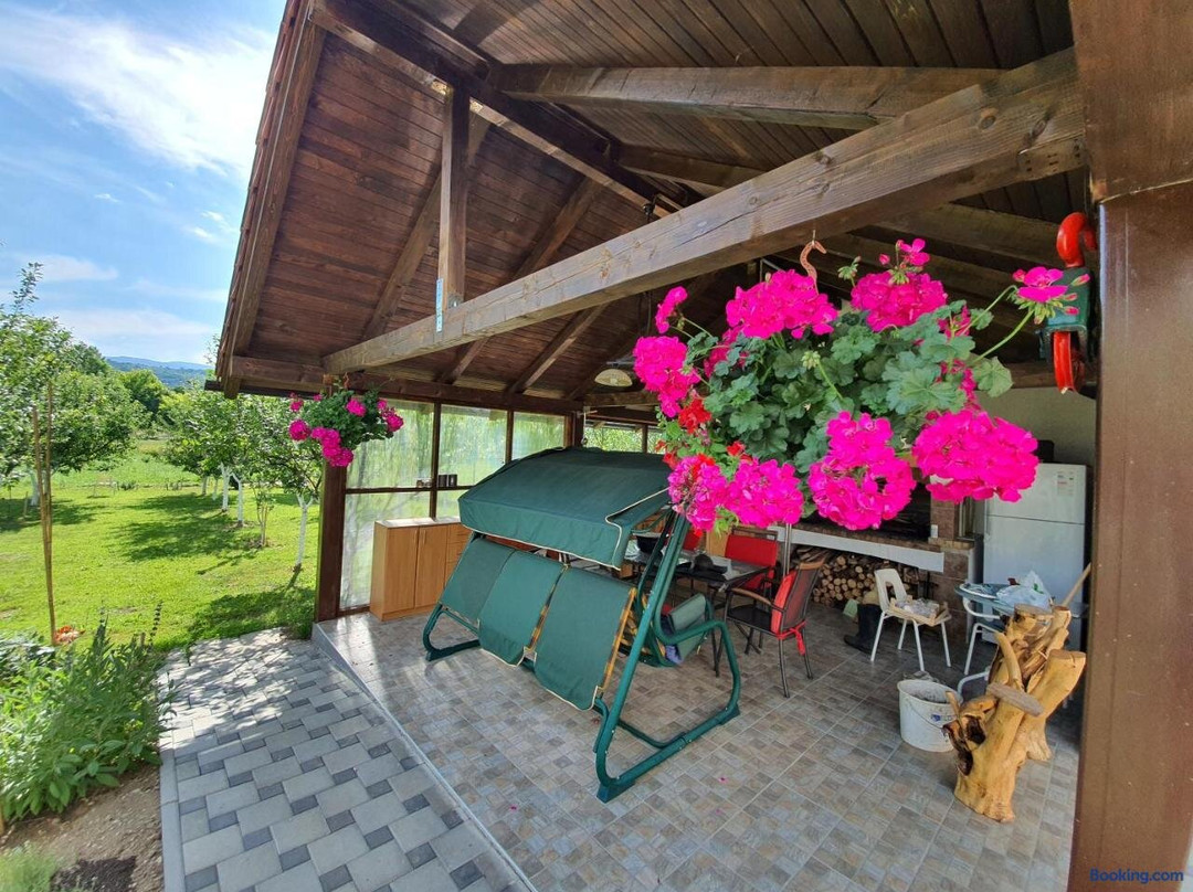 Apartments Karabegovic