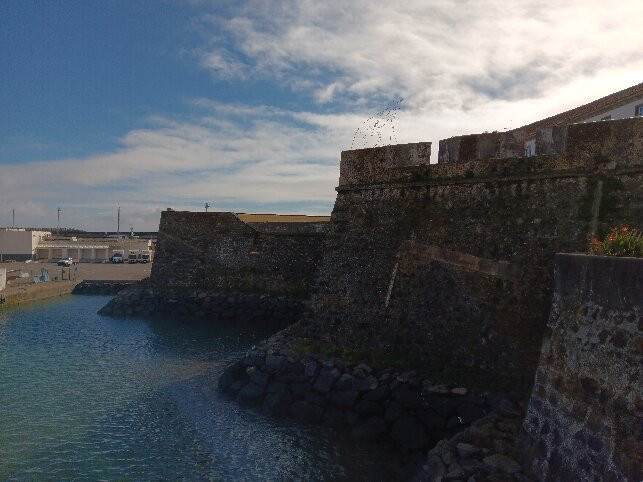 Forte de São Brás-蓬塔德尔加达必去景点