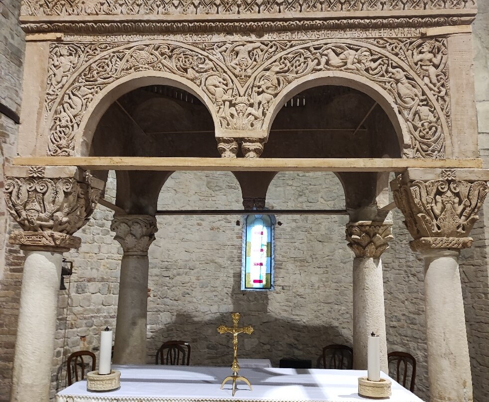 Chiesa San Clemente Al Vomano景点图片