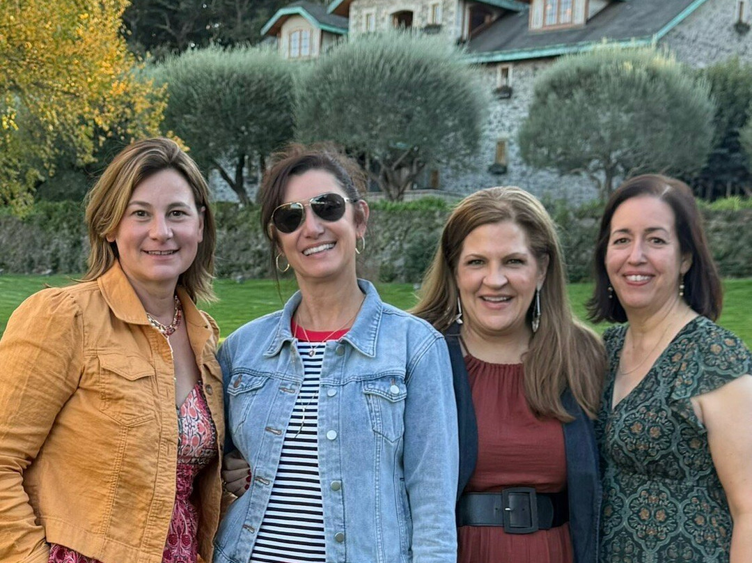 Wine Tasting With Women Drivers-纳帕必去景点