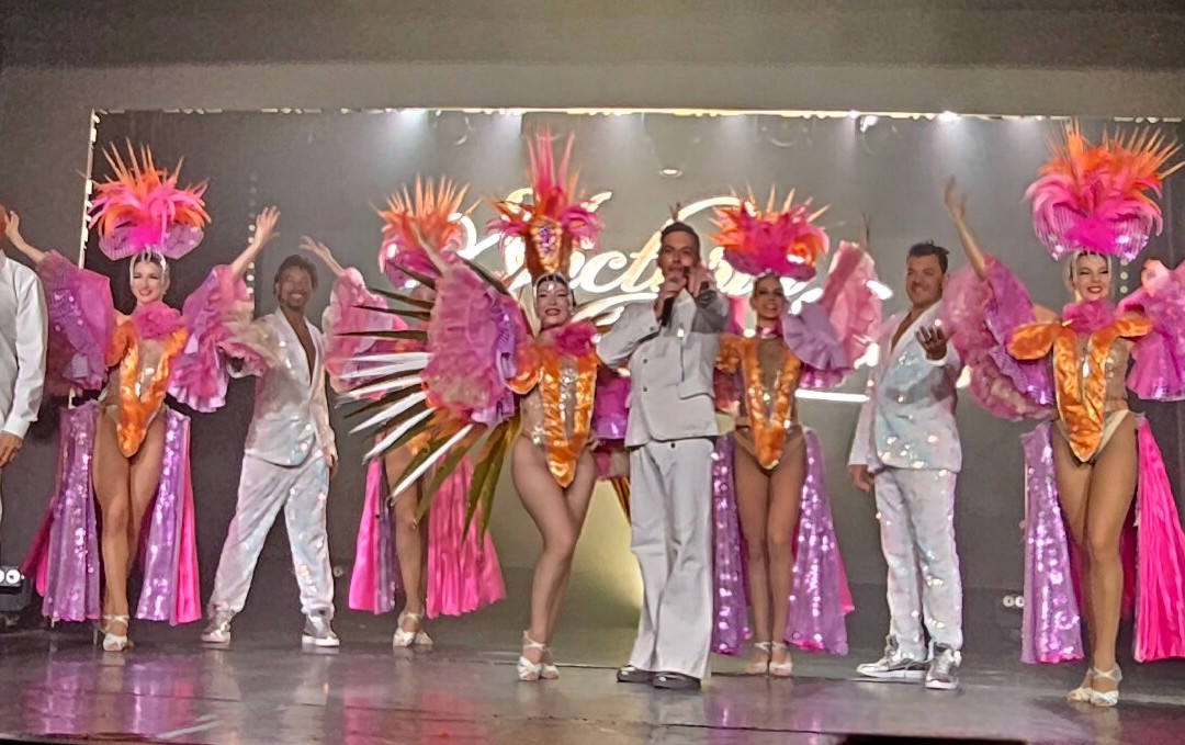 Victoria Comedy Show景点图片