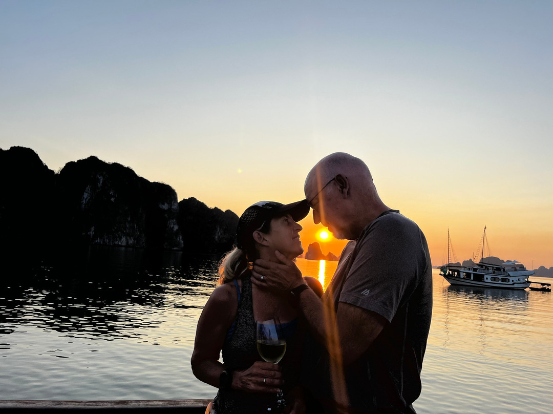 Amazing Halong-Ha Long City必去景点